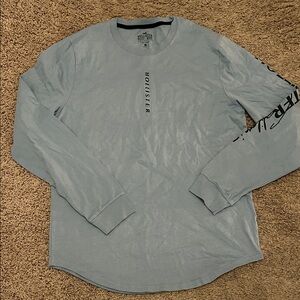 Hollister Men's Light Blue Long Sleeve Tee